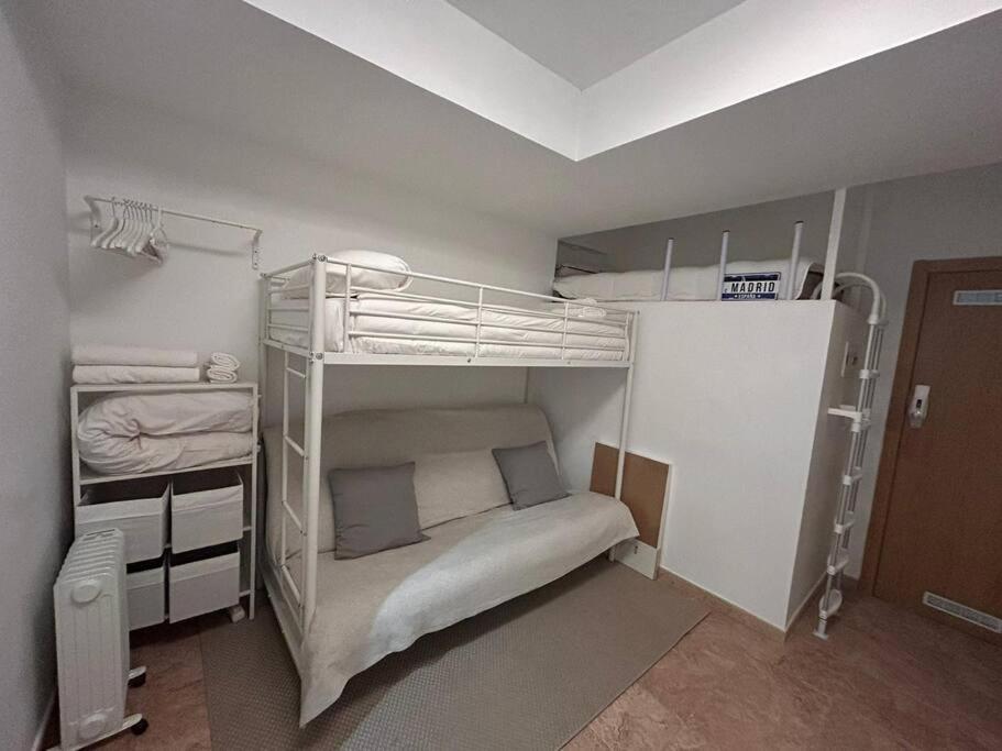 Cute Studio In Gran Via -Si1 Madrid Exterior photo